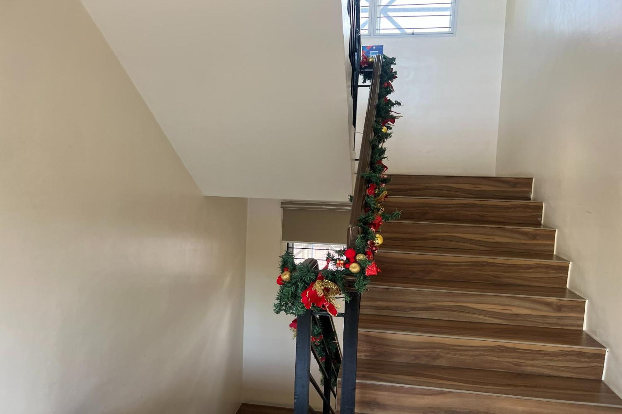 פאסאי Khotel Near T3 Airport מראה חיצוני תמונה
