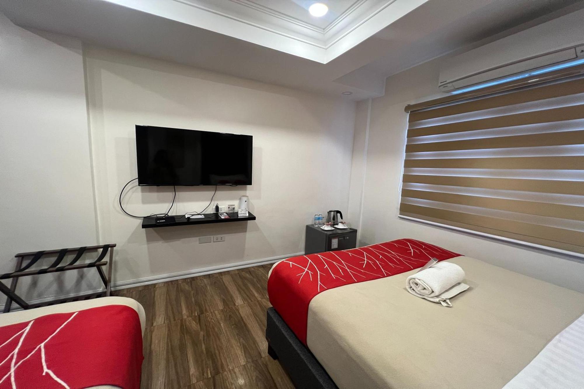 פאסאי Khotel Near T3 Airport מראה חיצוני תמונה